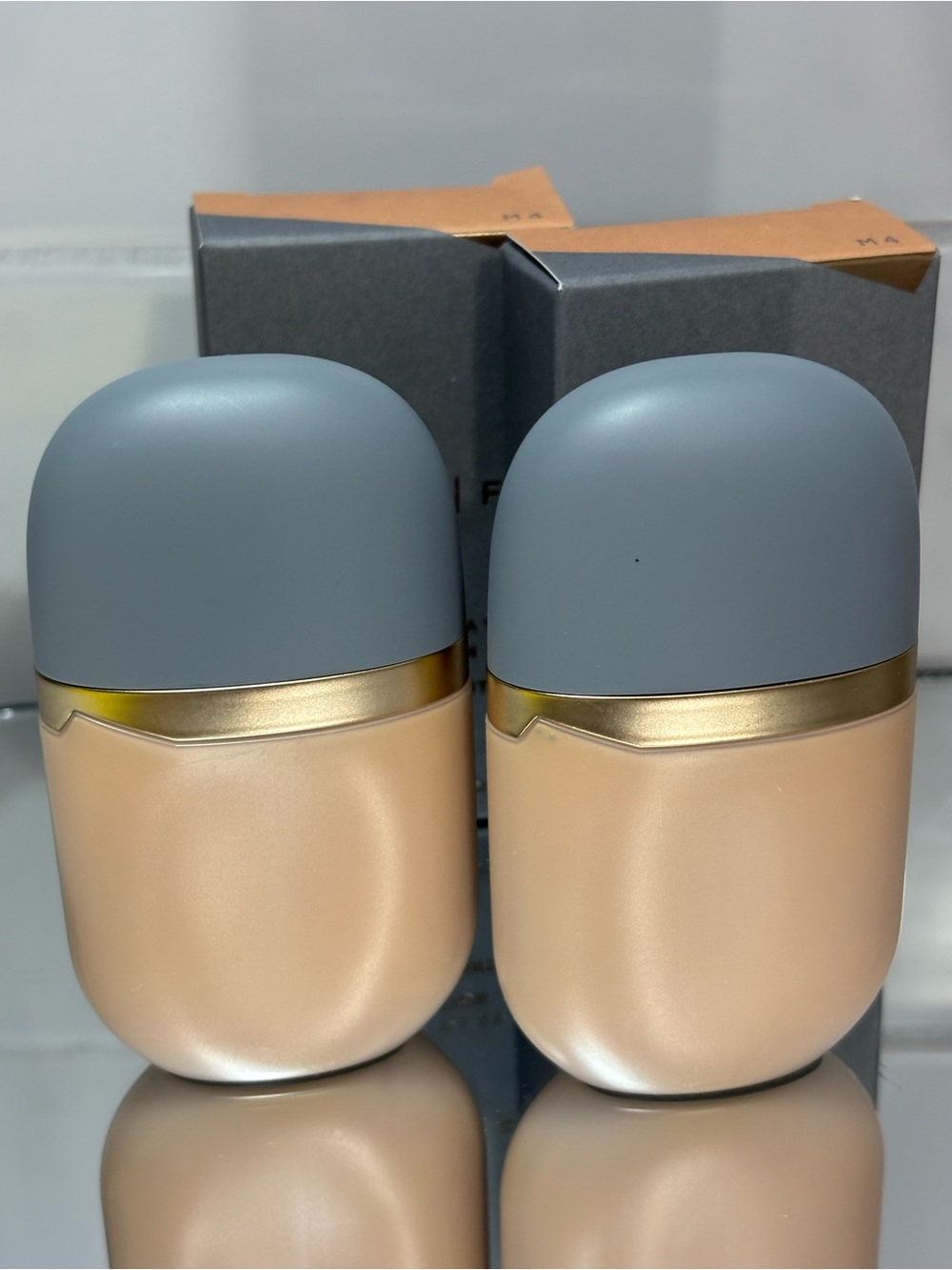 (2-piece) Cover FX Power Play Foundation M4 Medium Olive-Golden - Picture 3 of 7